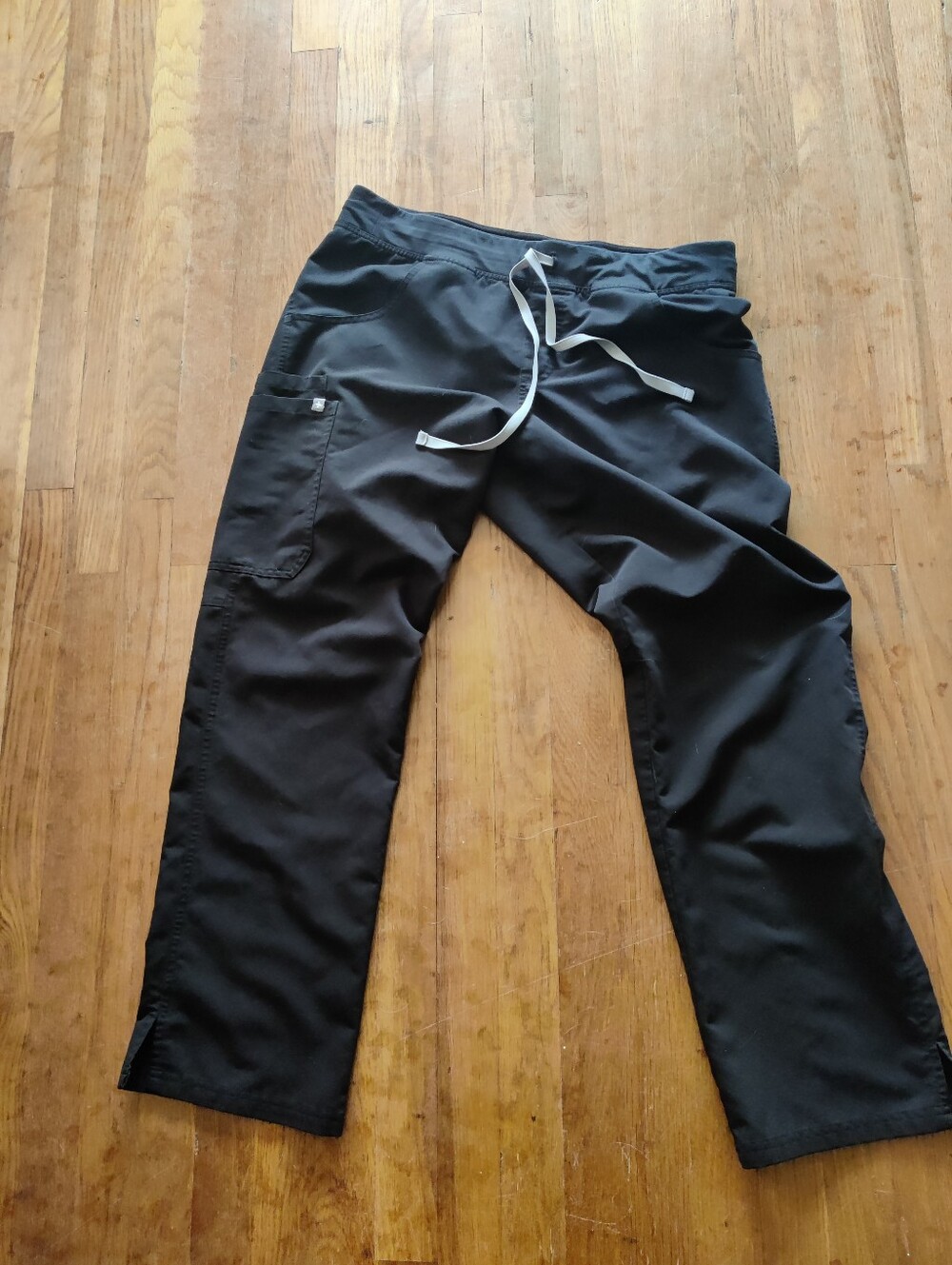 FIGS Black Drawstring Scrub Pants Large